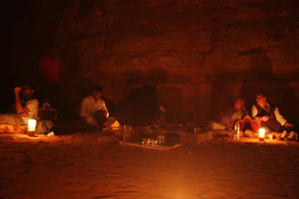 Wadi Rum Sleep Under The Stars Kültér fotó