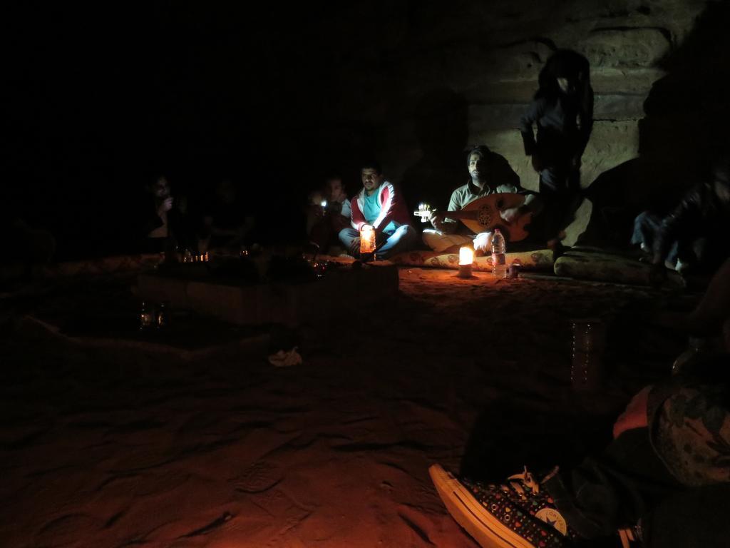 Wadi Rum Sleep Under The Stars Kültér fotó