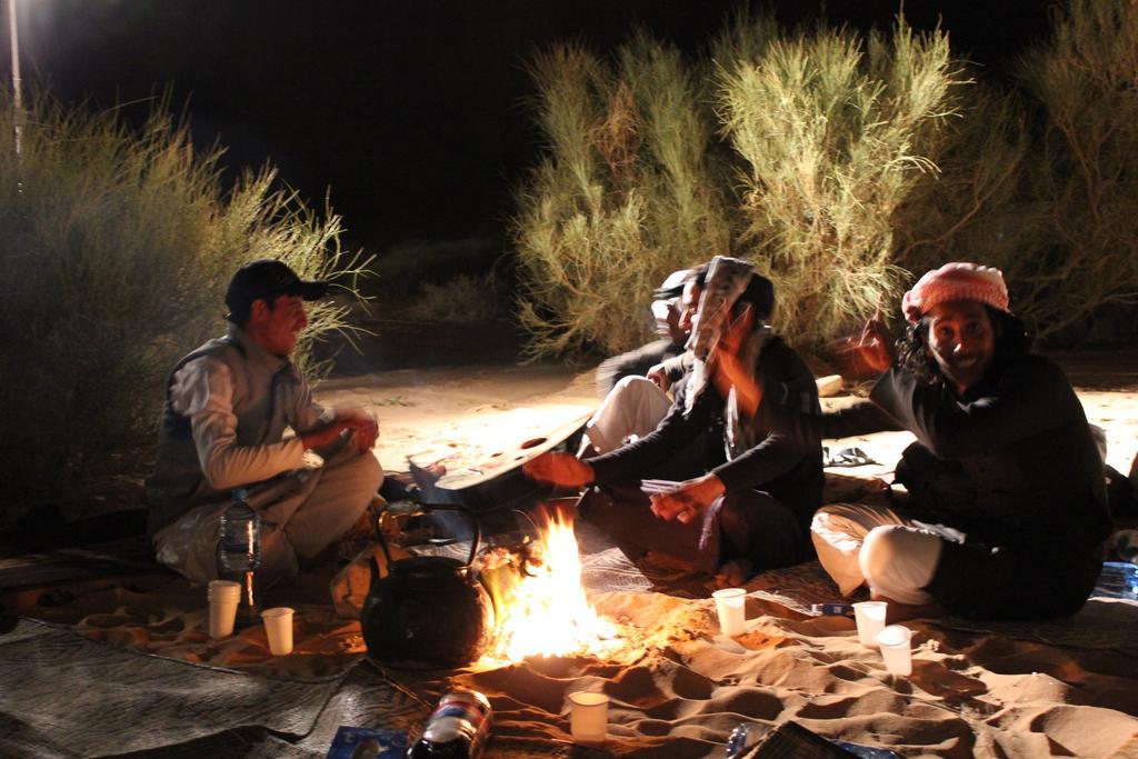 Wadi Rum Sleep Under The Stars Kültér fotó